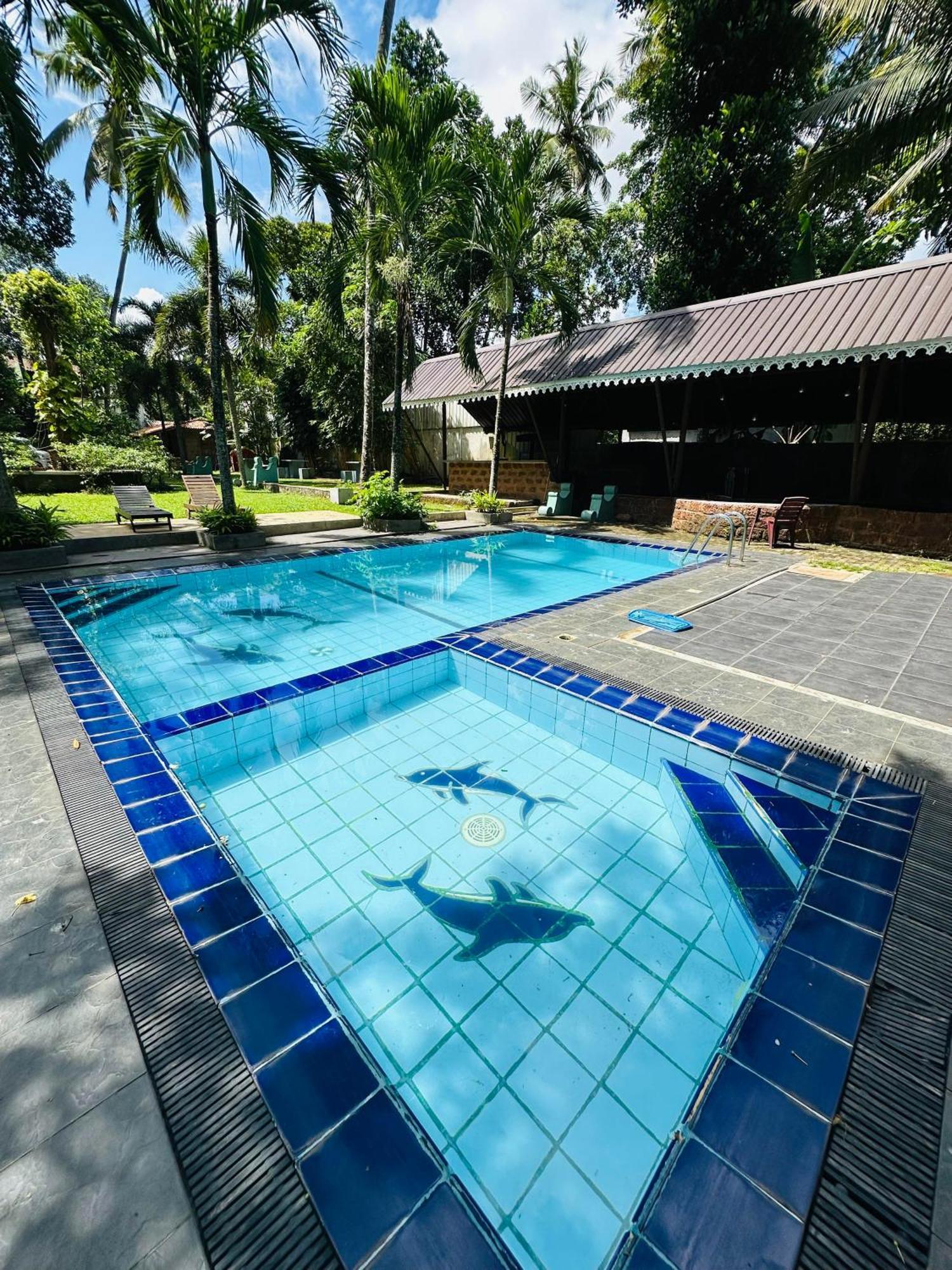 Lanka Bangla Inn Villas Restaurant & Travels Katunayaka Eksteriør bilde