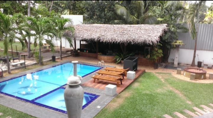 Lanka Bangla Inn Villas Restaurant & Travels Katunayaka Eksteriør bilde